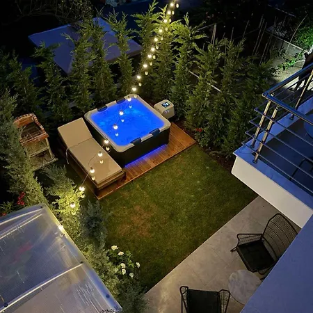 アパート Cozy One-bedroom Nea Kallikrateia