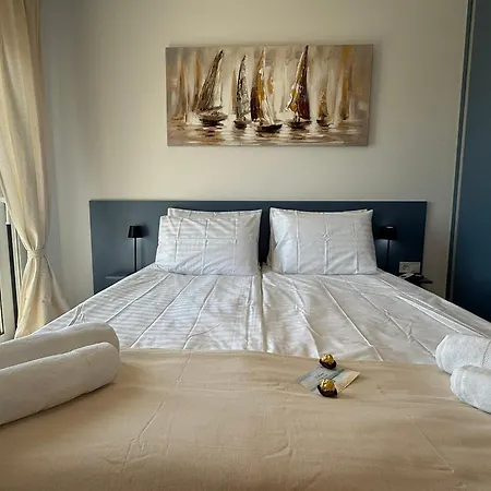 Cozy One-bedroom *